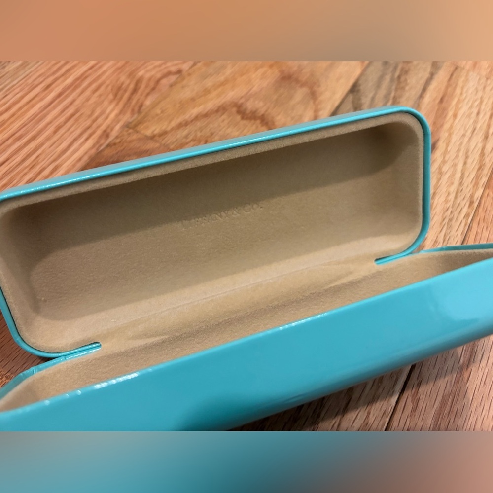 Tiffany & Co. Hardshell Eyewear Case in Tiffany Blue - Picture 3 of 5